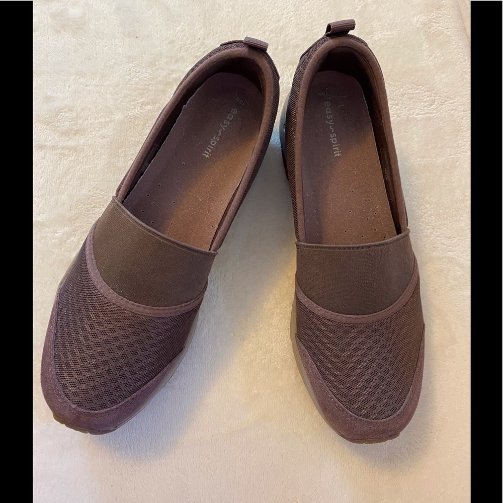 Easy Spirit Twist Slip On Sneakers.. Size 10N